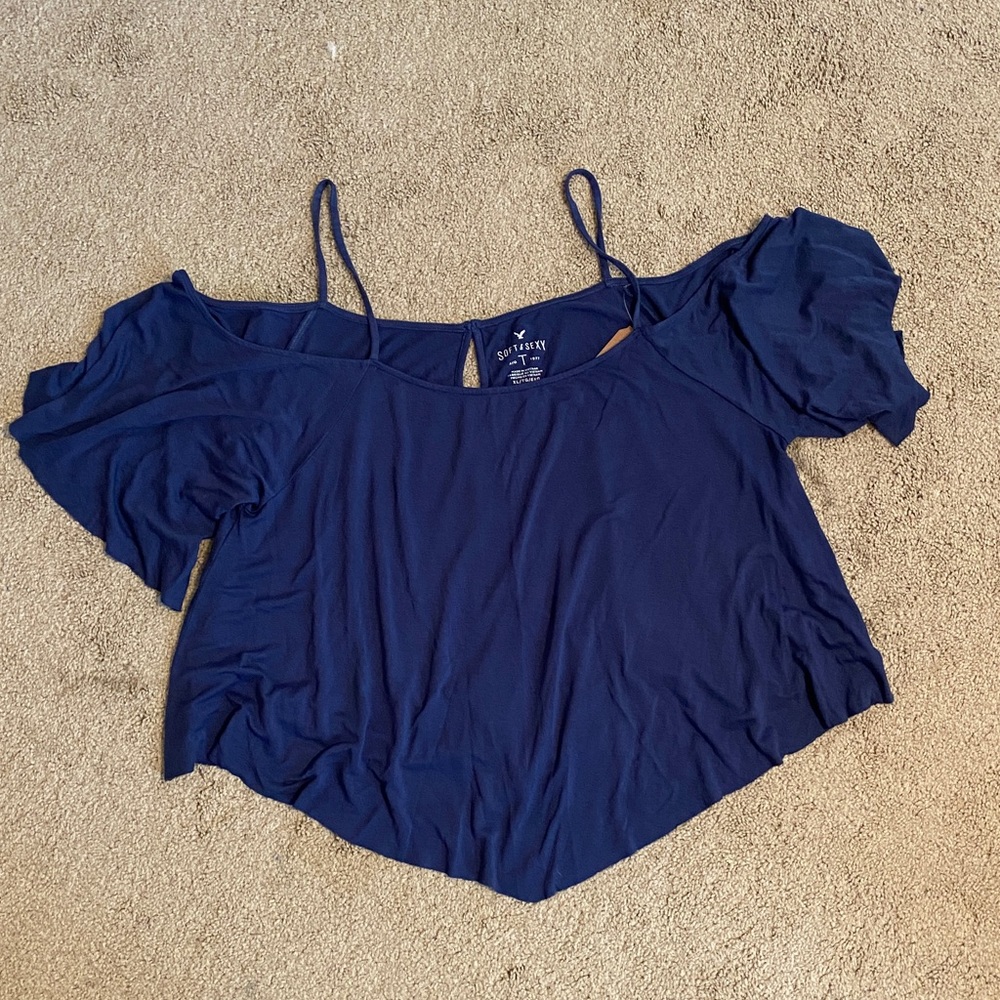 AE soft & sexy off the shoulder top